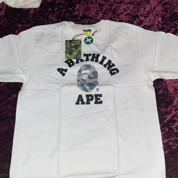 A Bathing Ape White T-Shirt - Picture 3 of 3